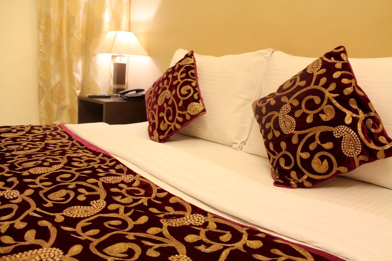 Anand Bhawan Hotell New Delhi Exteriör bild