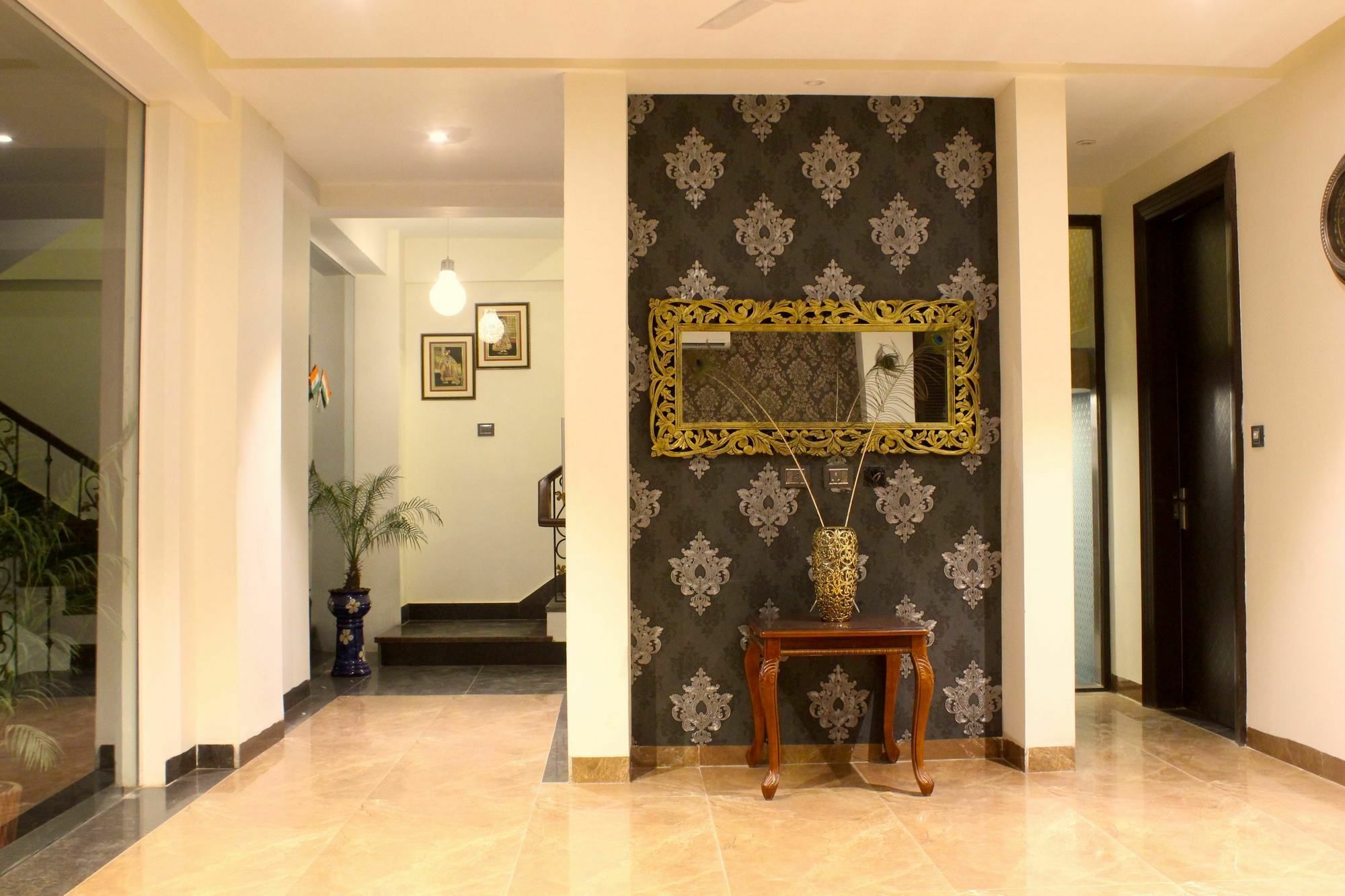 Anand Bhawan Hotell New Delhi Exteriör bild